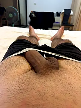 Snapshot of la_Cuvee chatting on 10/29/25, 04:42 la Cuvee online show from 10/29/25, 04:42