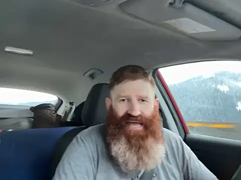 Snapshot of Redfurr69 chatting on 12/12/24, 11:47 Redfurr69 online show from 12/12/24, 11:47