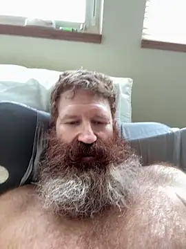 Snapshot of Redfurr69 chatting on 09/20/25, 06:09 Redfurr69 online show from 09/20/25, 06:09