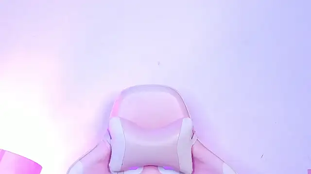 MollyBigBoobs12 online show from 03/10/25, 08:12