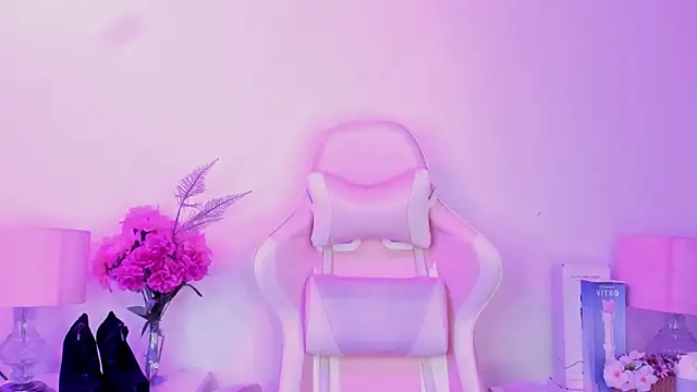 MollyBigBoobs12 online show from 03/11/25, 08:09