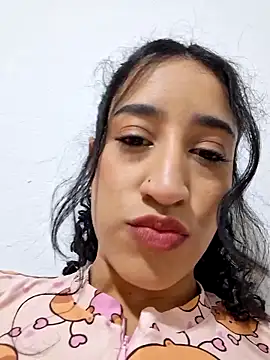 Snapshot of Eimy_Sexy_ chatting on 06/16/26, 12:30 Eimy Sexy online show from 06/16/26, 12:30