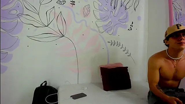 Snapshot of EVAN_XOX chatting on 01/09/25, 09:58 EVAN XOX online show from 01/09/25, 09:58