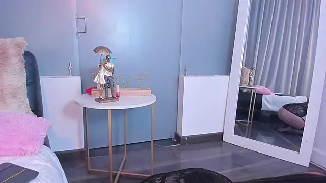 IsabellaAnngel online show from 02/16/25, 12:30