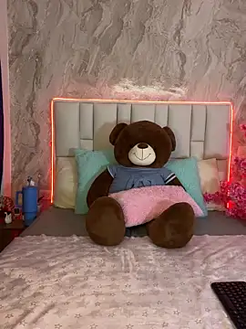 IsabellaAnngel online show from 06/14/26, 02:24