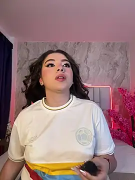 IsabellaAnngel online show from 06/27/26, 11:32