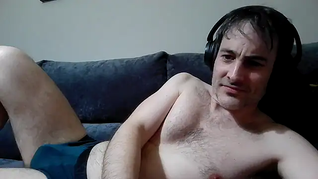 Snapshot of basquehotboy chatting on 01/18/25, 08:19 basquehotboy online show from 01/18/25, 08:19