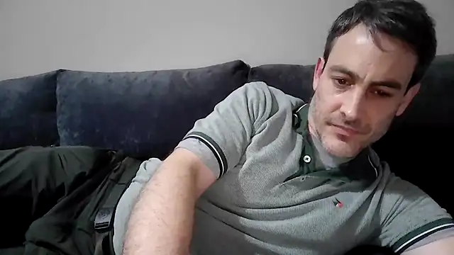 Snapshot of basquehotboy chatting on 02/12/25, 10:48 basquehotboy online show from 02/12/25, 10:48