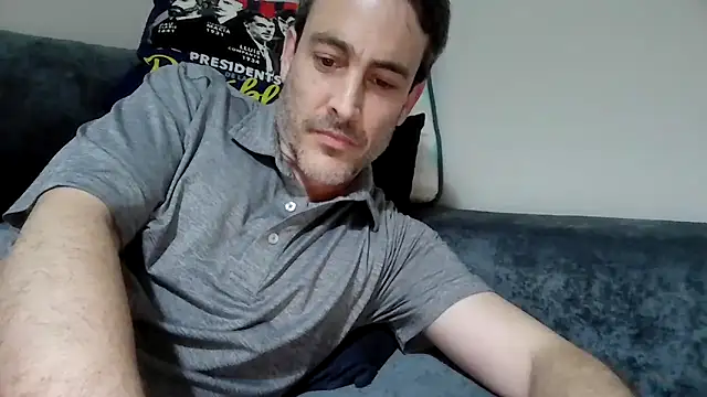Snapshot of basquehotboy chatting on 02/25/25, 12:58 basquehotboy online show from 02/25/25, 12:58