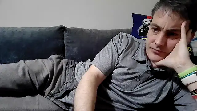 Snapshot of basquehotboy chatting on 02/26/25, 10:20 basquehotboy online show from 02/26/25, 10:20