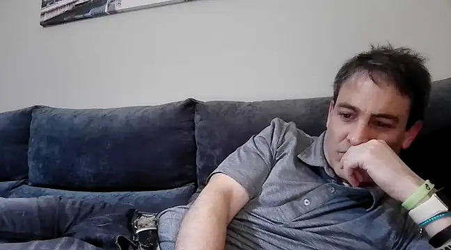 Snapshot of basquehotboy chatting on 03/08/25, 09:40 basquehotboy online show from 03/08/25, 09:40