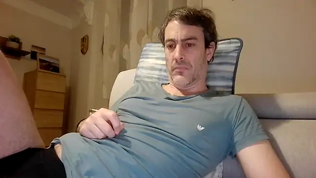 Snapshot of basquehotboy chatting on 02/27/26, 09:59 basquehotboy online show from 02/27/26, 09:59