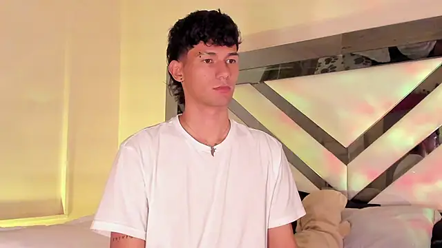 Alexx tc online show from 02/01/25, 04:14