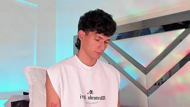 Alexx tc online show from 02/09/25, 12:08