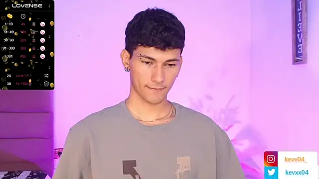 Alexx tc online show from 09/30/25, 03:44