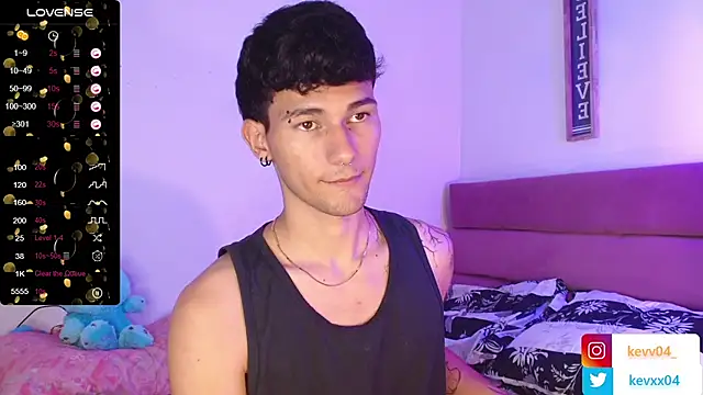 Alexx tc online show from 10/17/25, 02:26