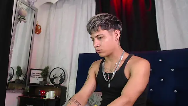 Sexys Boys Hot1 online show from 06/25/26, 05:12