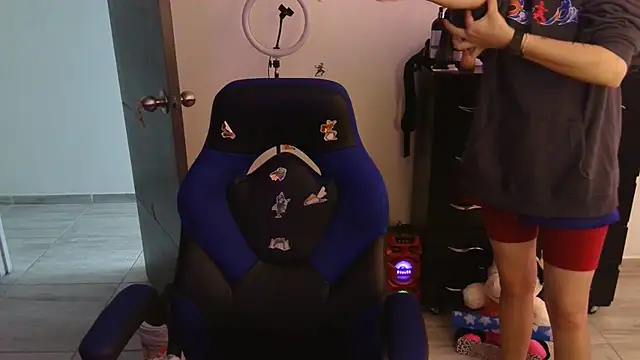 thomascooper7 online show from 03/19/25, 08:32