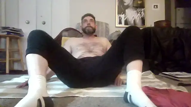 Snapshot of rickydickyskull chatting on 11/28/25, 02:58 rickydickyskull online show from 11/28/25, 02:58