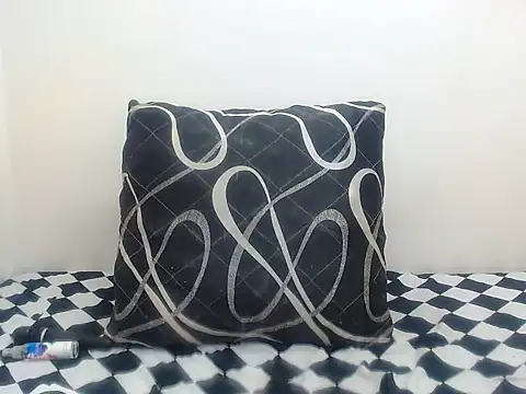 Snapshot of DarkGorgeous chatting on 05/11/26, 02:45 DarkGorgeous online show from 05/11/26, 02:45