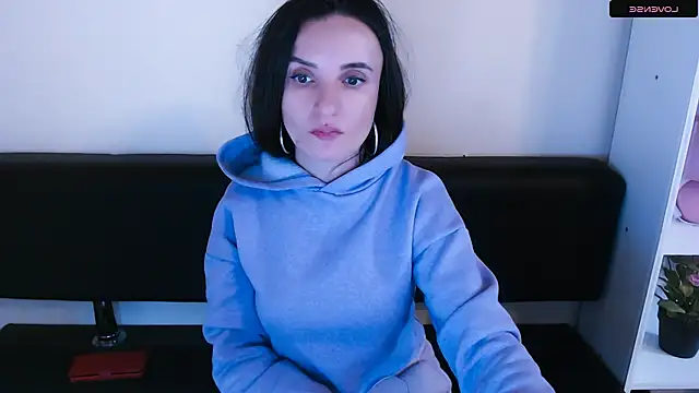 LaimaV  online show from 01/05/25, 01:36