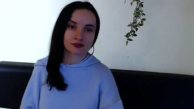 LaimaV  online show from 04/29/26, 09:32