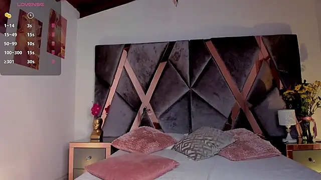 Milan ebony online show from 02/09/25, 11:14