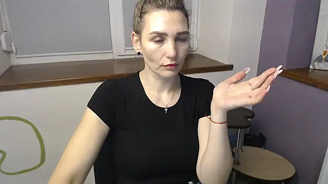  sexy lady online show from 11/14/25, 09:30