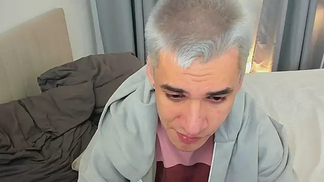 Andrew Clar online show from 04/03/26, 04:54