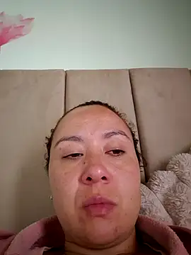 Snapshot of RenataSexy_ chatting on 09/19/25, 05:24 RenataSexy  online show from 09/19/25, 05:24