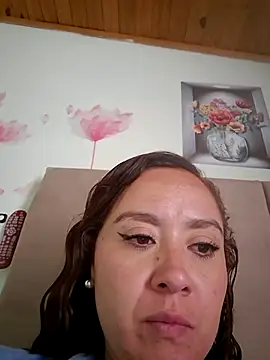 RenataSexy  online show from 03/17/26, 05:27