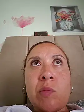 RenataSexy  online show from 03/26/26, 06:02