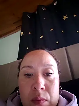 Snapshot of RenataSexy_ chatting on 05/15/26, 04:25 RenataSexy online show from 05/15/26, 04:25