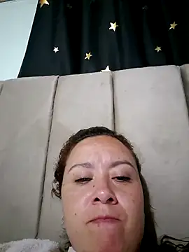 Snapshot of RenataSexy_ chatting on 06/04/26, 01:00 RenataSexy online show from 06/04/26, 01:00