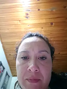 Snapshot of RenataSexy_ chatting on 06/18/26, 12:44 RenataSexy online show from 06/18/26, 12:44