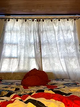 ALANAH KITTY online show from 10/17/25, 08:33