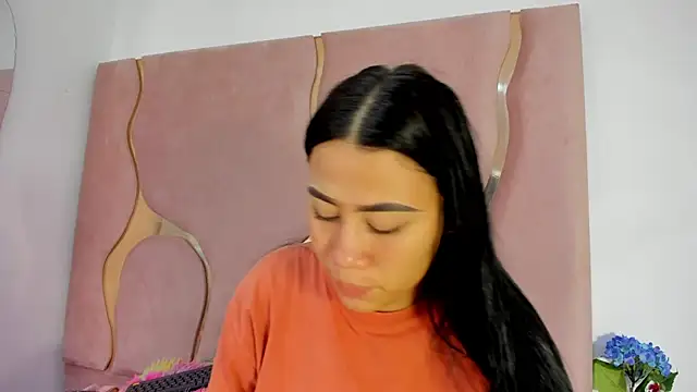 Sofia-candyht online show from 05/13/26, 08:38