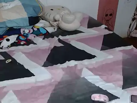 Snapshot of Avoa_26 chatting on 12/18/25, 05:13 Avoa 26 online show from 12/18/25, 05:13