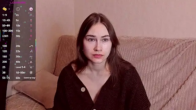 Snapshot of sleeeep_y chatting on 10/06/25, 09:23 sleeeep y online show from 10/06/25, 09:23