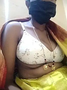 Snapshot of Jyotilakshmi chatting on 01/08/26, 06:10 Jyotilakshmi online show from 01/08/26, 06:10