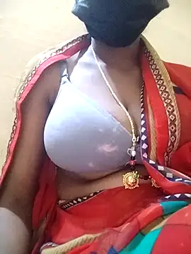 Snapshot of Jyotilakshmi chatting on 02/11/26, 06:02 Jyotilakshmi online show from 02/11/26, 06:02