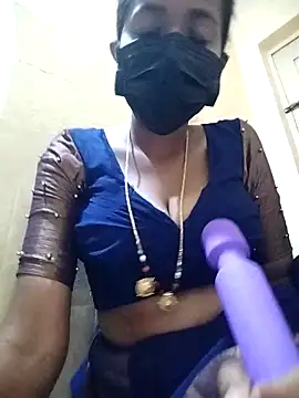 Snapshot of Jyotilakshmi chatting on 03/07/26, 05:54 Jyotilakshmi online show from 03/07/26, 05:54