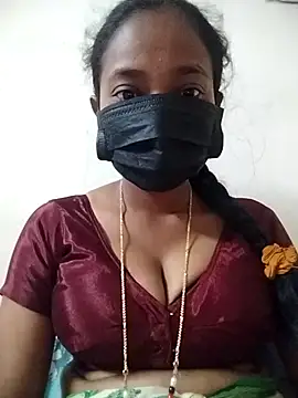 Snapshot of Jyotilakshmi chatting on 04/12/26, 05:51 Jyotilakshmi online show from 04/12/26, 05:51