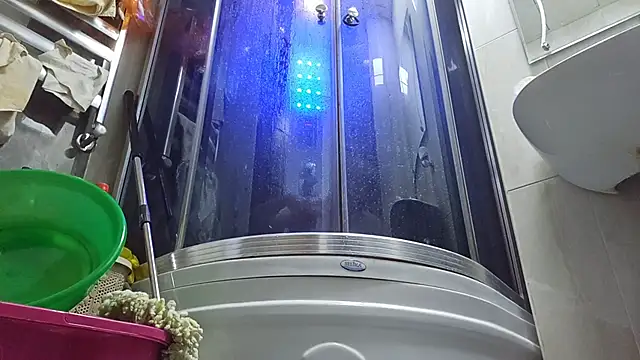 Snapshot of AlejandraDelaney chatting on 12/02/24, 11:51 AlejandraDelaney online show from 12/02/24, 11:51