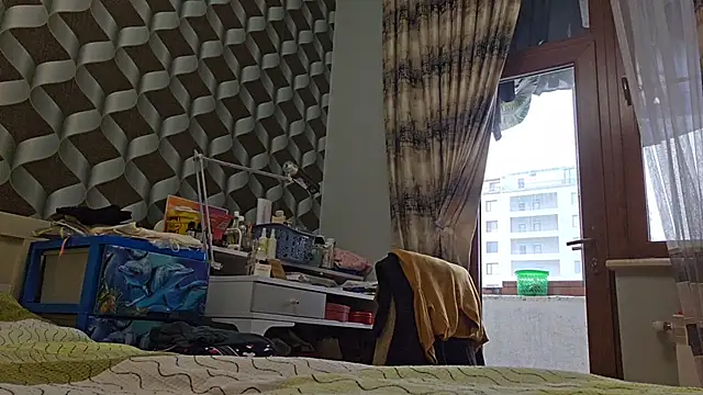 Snapshot of AlejandraDelaney chatting on 12/06/24, 12:38 AlejandraDelaney online show from 12/06/24, 12:38