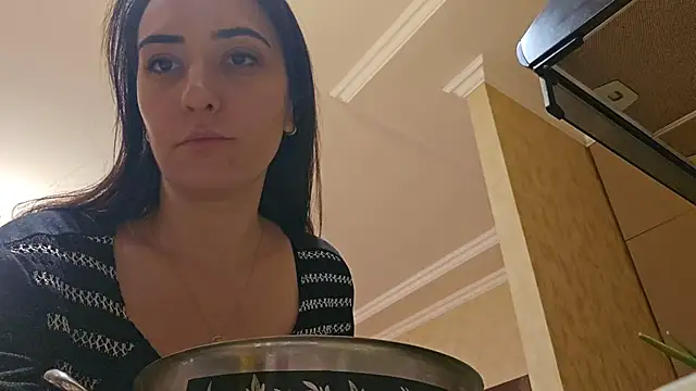 Snapshot of AlejandraDelaney chatting on 02/06/25, 05:19 AlejandraDelaney online show from 02/06/25, 05:19