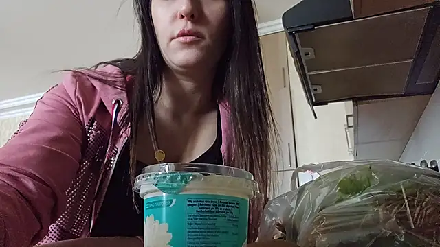 Snapshot of AlejandraDelaney chatting on 02/23/25, 12:16 AlejandraDelaney online show from 02/23/25, 12:16