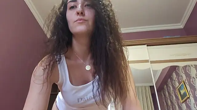 Snapshot of AlejandraDelaney chatting on 10/21/25, 12:50 AlejandraDelaney online show from 10/21/25, 12:50