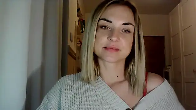 Snapshot of ashley_xlove chatting on 12/16/24, 02:38 ashley xlove online show from 12/16/24, 02:38