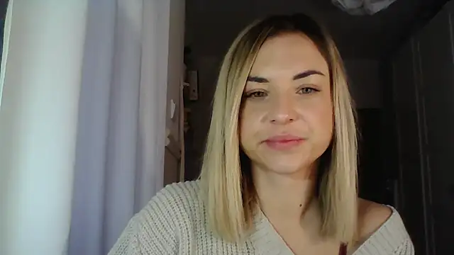 Snapshot of ashley_xlove chatting on 01/09/25, 07:42 ashley xlove online show from 01/09/25, 07:42